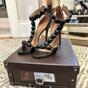 Alaia Bombe High Heel Sandala